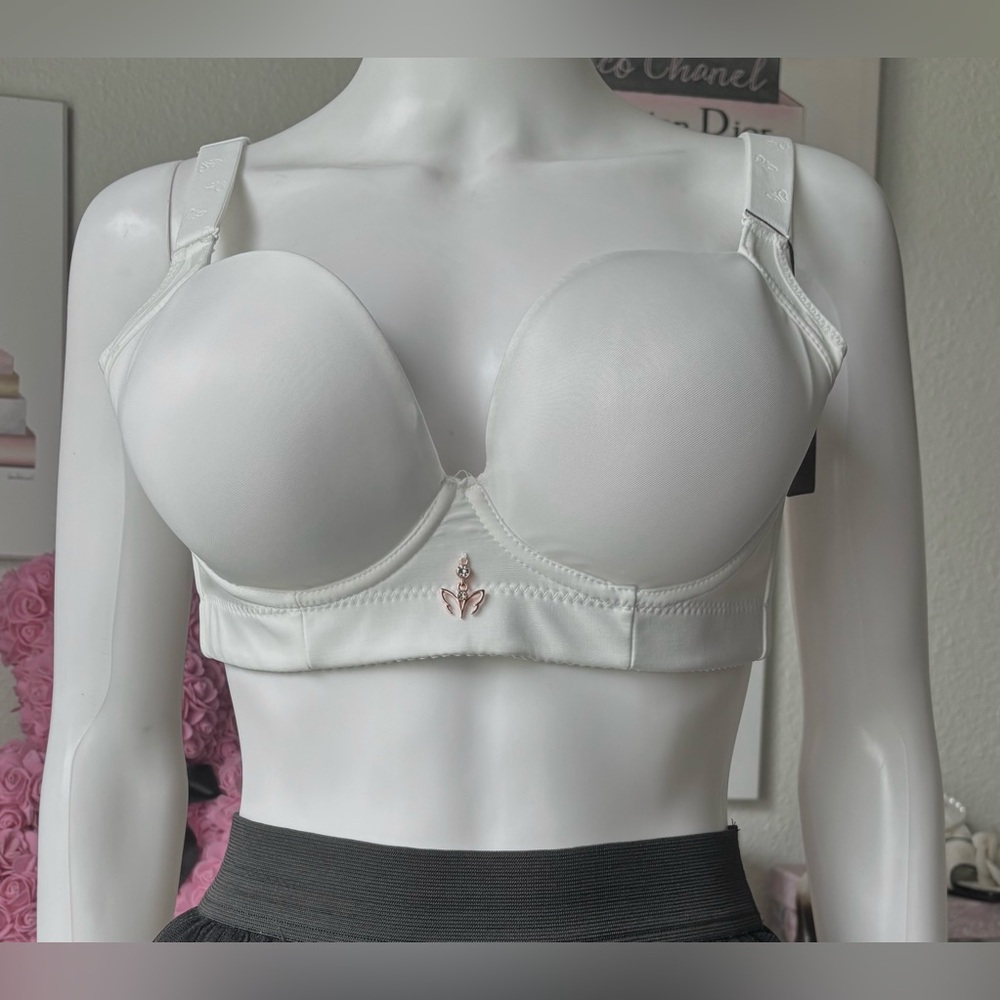 Fall Sweet padded Underwired bra in white color Size 42B NWT